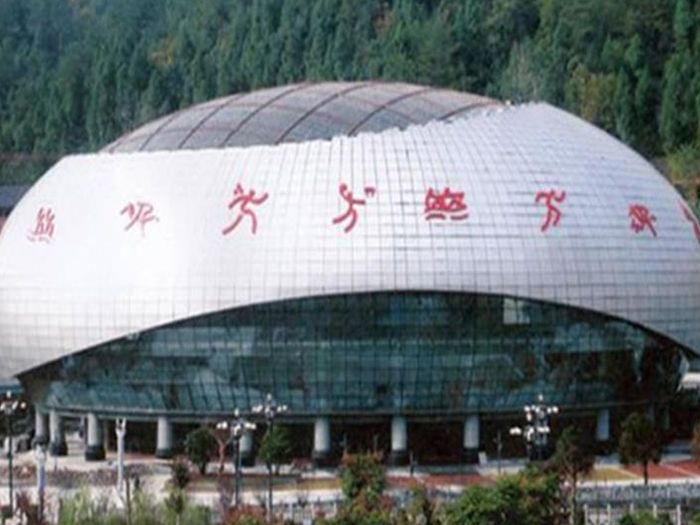 揭阳体育中心球形网架加工安装